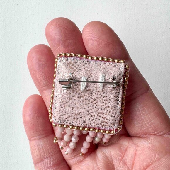 Handmade Pink Beaded Bird Brooch Vintage Style Statement Pin - Picture 10 of 13